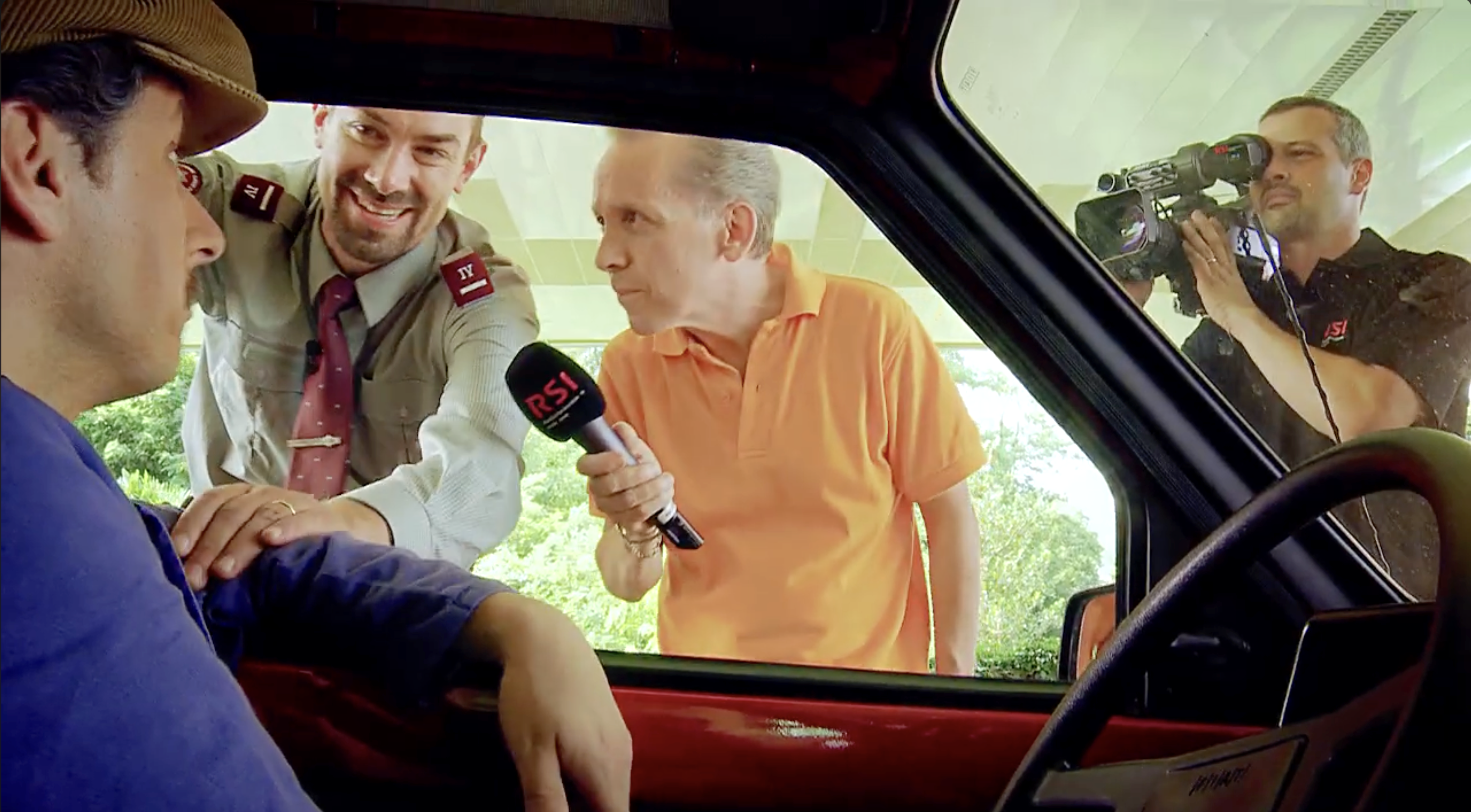 "FRONTALIERS"/"LA PALMIRA"