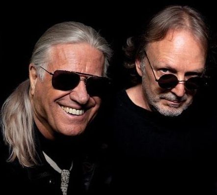 LES SAUTERELLES Blog LES SAUTERELLES